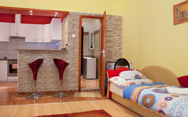 Nemes Apartments
