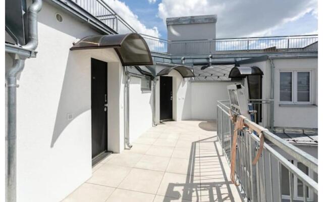 N45 · Penthouse near Schoenbrunn. Amazing Terrasse! N45