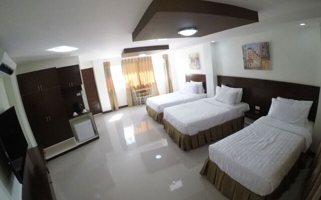 MC Hotel Lingayen
