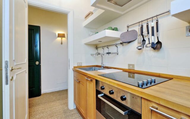 Trevi Stylish Apartment