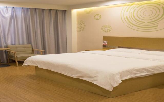 GreenTree Inn Qingdao Jiaozhou Jiaoping Road Aviation Industry Park Express Hotel