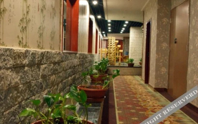 Starway Hotel（small West Lake Hotel）