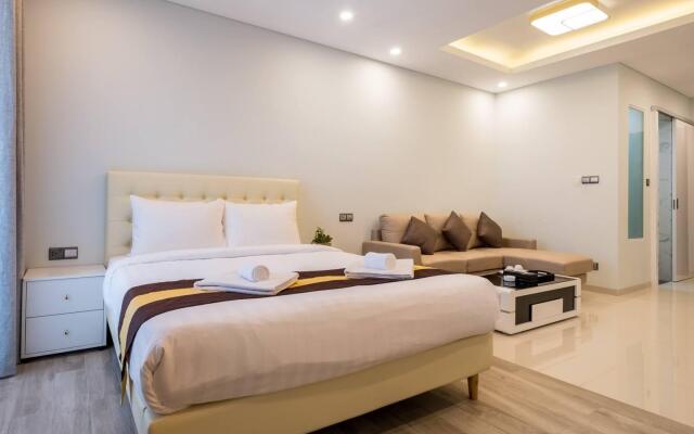 Diamond Twin Tower Condo And Office Centre