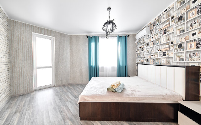 LetoApart na Admirala Serebryakova 29