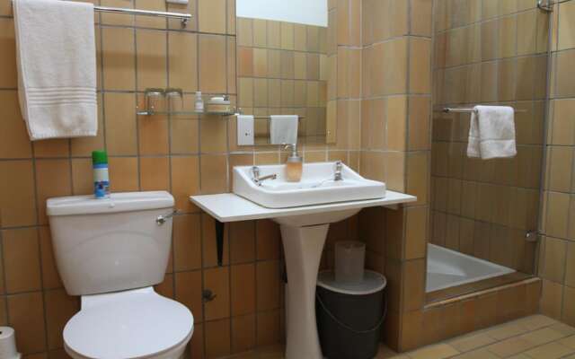 Toverberg Guest Houses