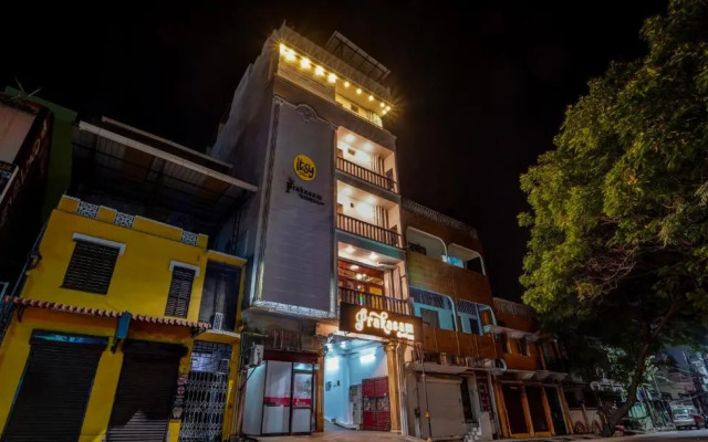 OYO 094 Bussy St Prakasam Residency