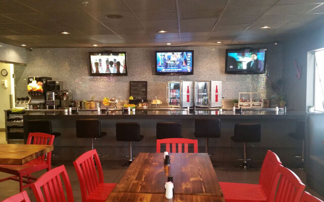 Siegel Slots and Suites