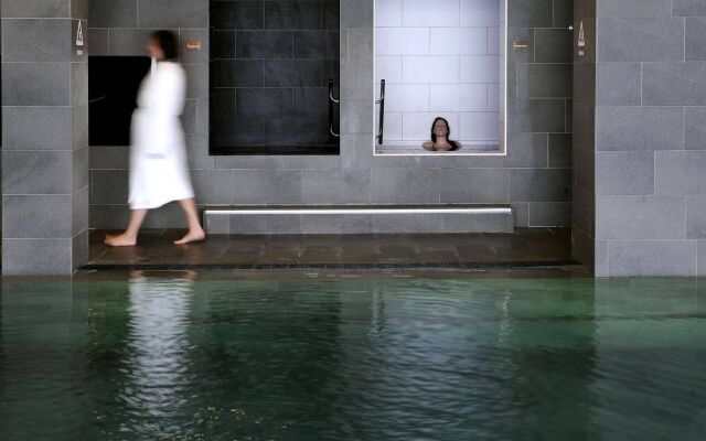 Vann Spa Hotel and Conference