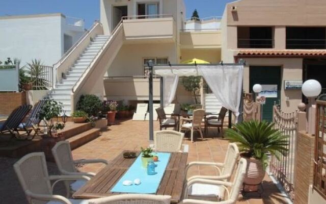 Archipelagos Hotel
