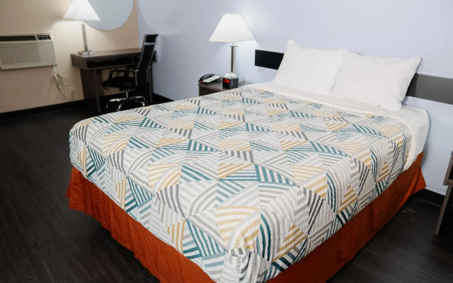 Motel 6 Litchfield, IL