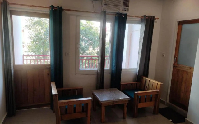 Goroomgo Hill Hoppers Rishikesh