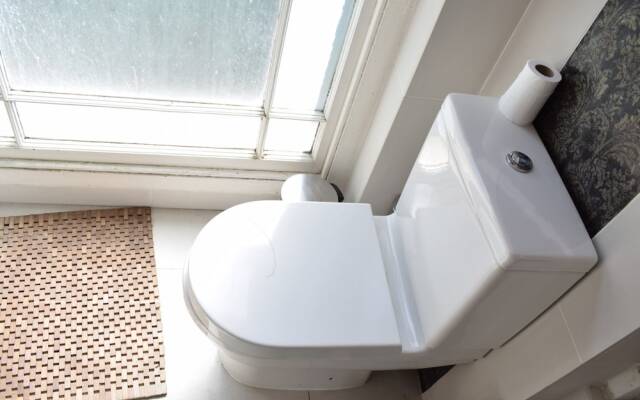 Central Location 1 Bedroom Flat