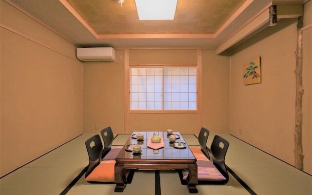 Private Residence Nijo-jo Nagomi