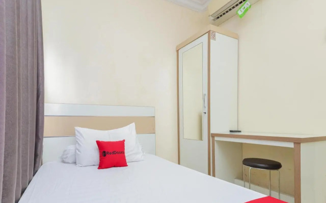 Wisma Basco Syariah by OYO Rooms