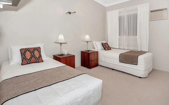 Unique, Tropical Rainforest Getaway