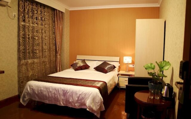 Tianquan 18 Degree Holiday Villa Hotel
