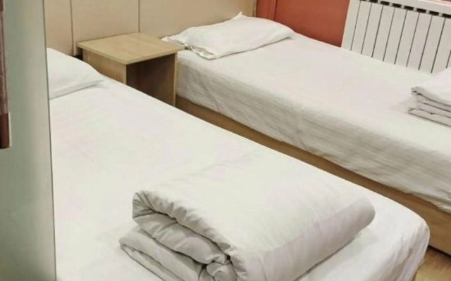 Yijia Express Hotel