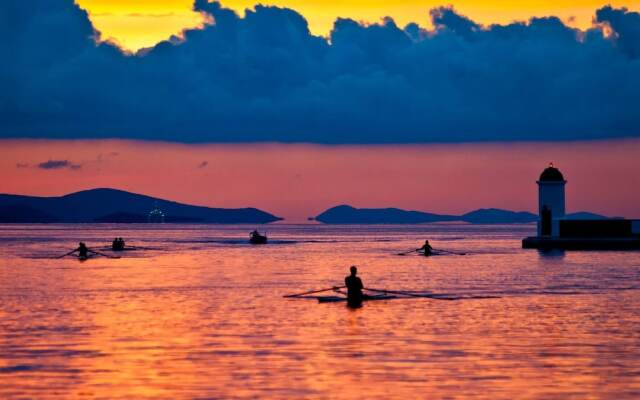 Romantic Oasis modern Apartment