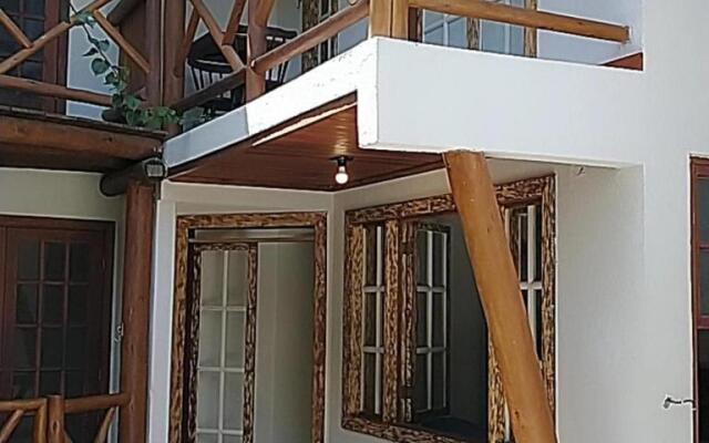 Casa 2/4 Praia Do Forte!!!! Localização Privilegiada!!!