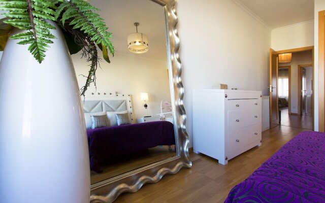 Expo Luxurious by Homing