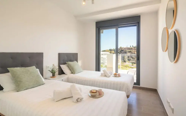 Luxury La Cala With Pool
