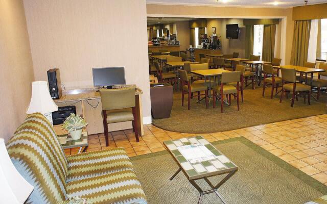 La Quinta Inn & Suites Columbia