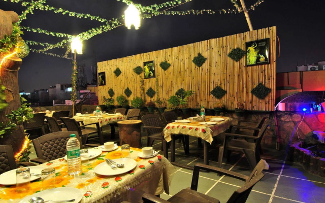 Hotel Aman International at New Delhi Station