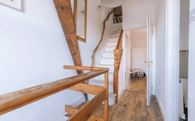 Vibrant & Eclectic 3 Bedroom Flat - Bedminster, Bristol!