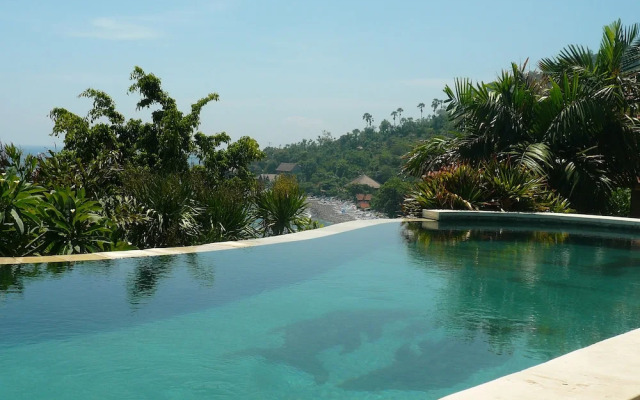 Wawa Wewe Rock Resort