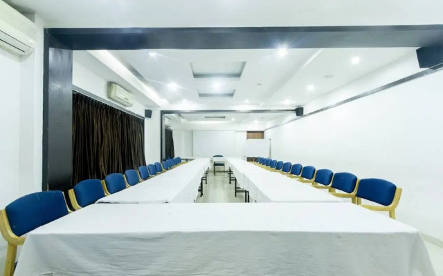 Lakme Executive The Business Hotel