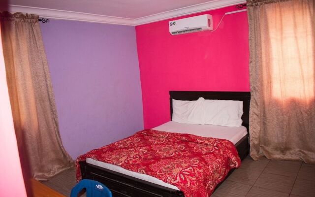 Impex Edge Hotel And Suites