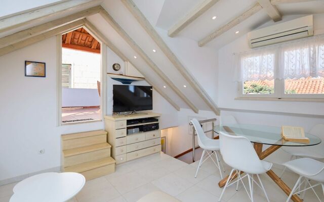 Hedera Estate, Hedera A22