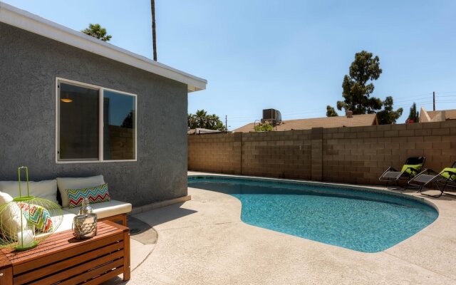 PX032 4 Bedroom Holiday home By Senstay