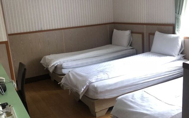 Ying Lun Hotel