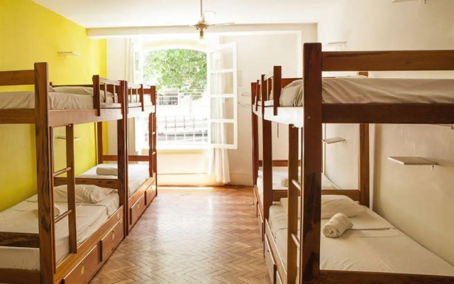 Leblon Spot Design Hostel