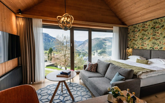 Hideaway Hotel Montestyria Chalets & Suiten