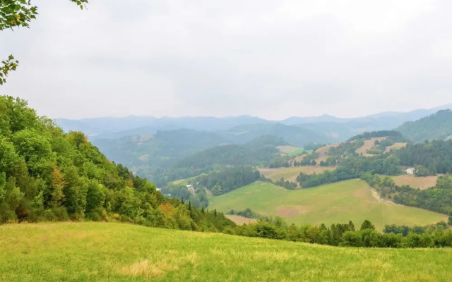 Sprawling Villa With Breathtaking Views In Emilia-Romagna