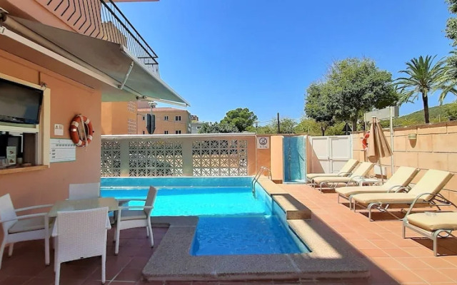 Hotel Garbada & Complex