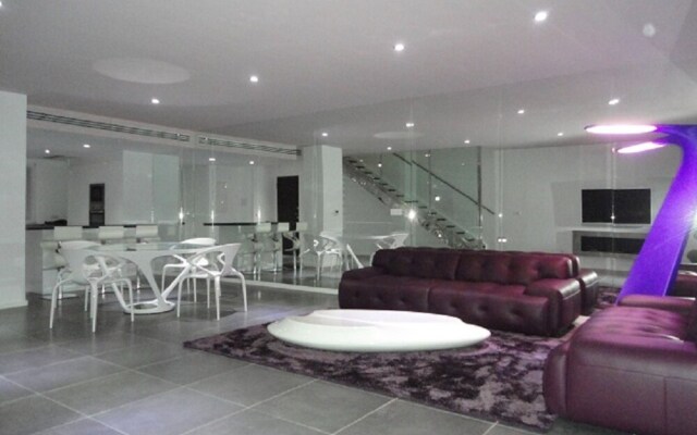 Seafront Duplex Apartment