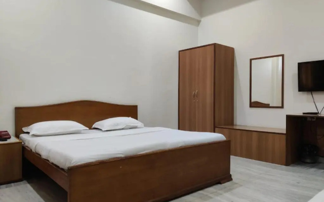 Chandra Pushp Palace – Guest Rooms – Agra