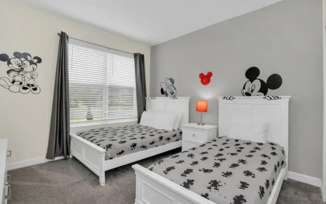 2775book 5 Bedroom Villa