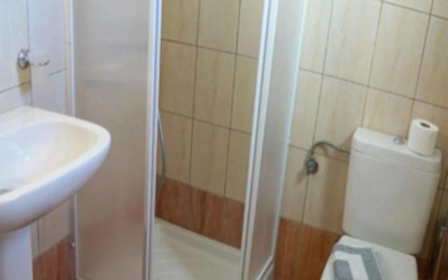 Plaka Hotel II