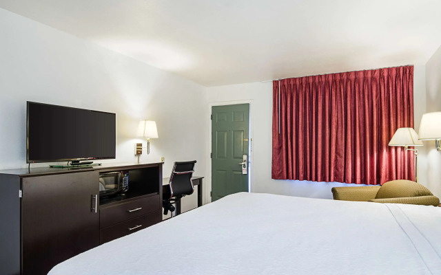 Rodeway Inn