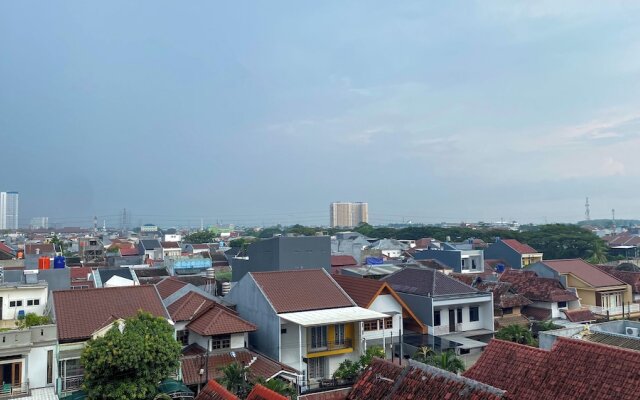 Minimalist Studio Taman Semanan Indah Cengkareng Apartment