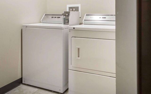 Howard Johnson-Sheboygan