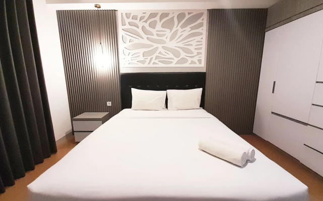 Modern Classic Studio At Mataram City Apartment