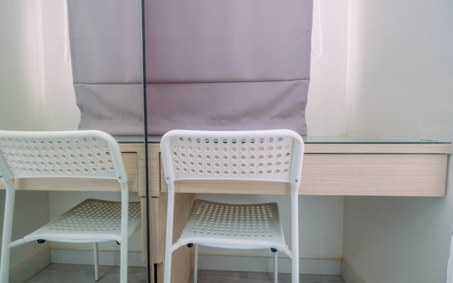 Sophisticated Studio Room At Podomoro Golf View Apartment By Travelio – Guest Rooms – Depok