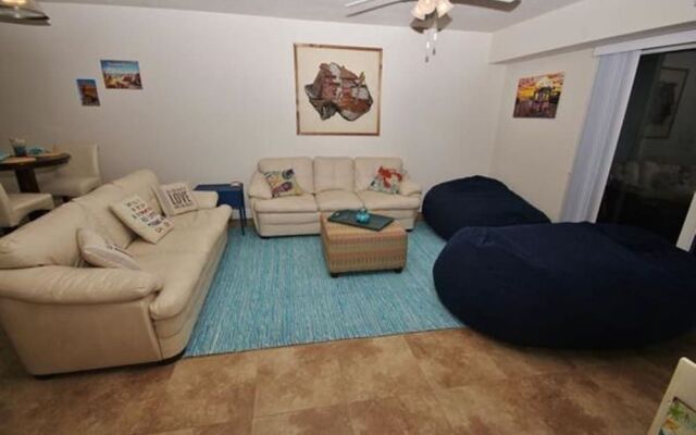 Oceanwalk 18-306 Apartment 2