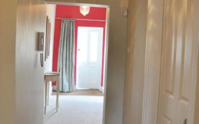 Bove Town House Apartments