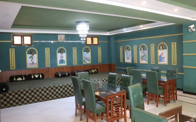 Aqcha Hotel